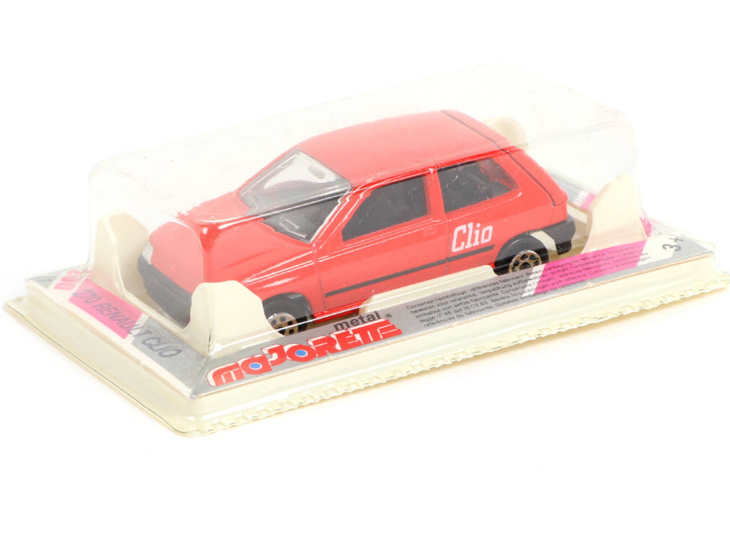 Lot 33 - MAJORETTE (FRANCE) (1)