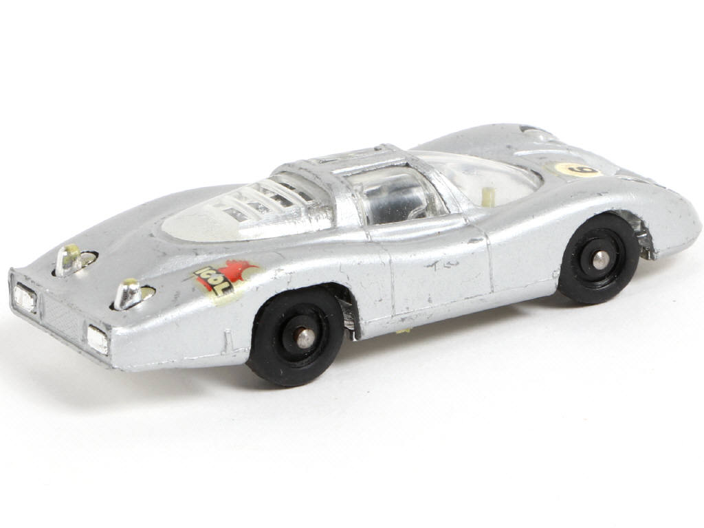 Lot 85 - MAJORETTE (FRANCE) (1)