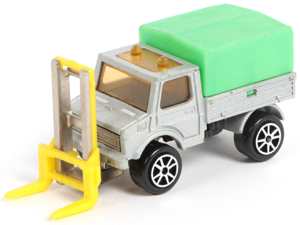 Lot 107 - MAJORETTE (FRANCE) (1)