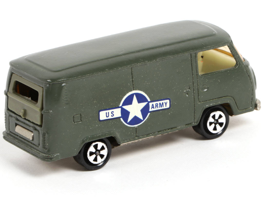 Lot 110 - MAJORETTE (FRANCE) (1)