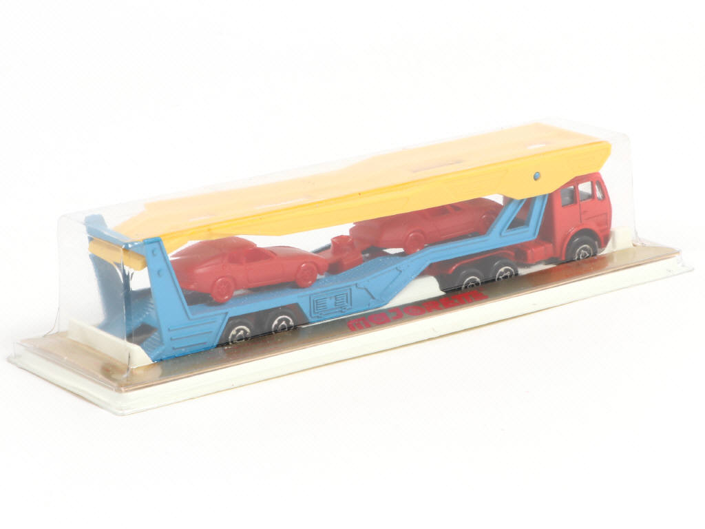 Lot 113 - MAJORETTE (FRANCE) (1)