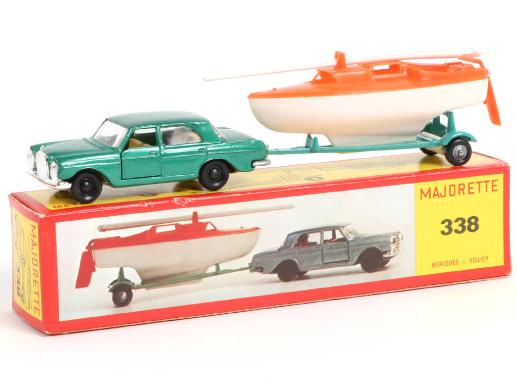 Lot 118 - MAJORETTE (FRANCE) (1)