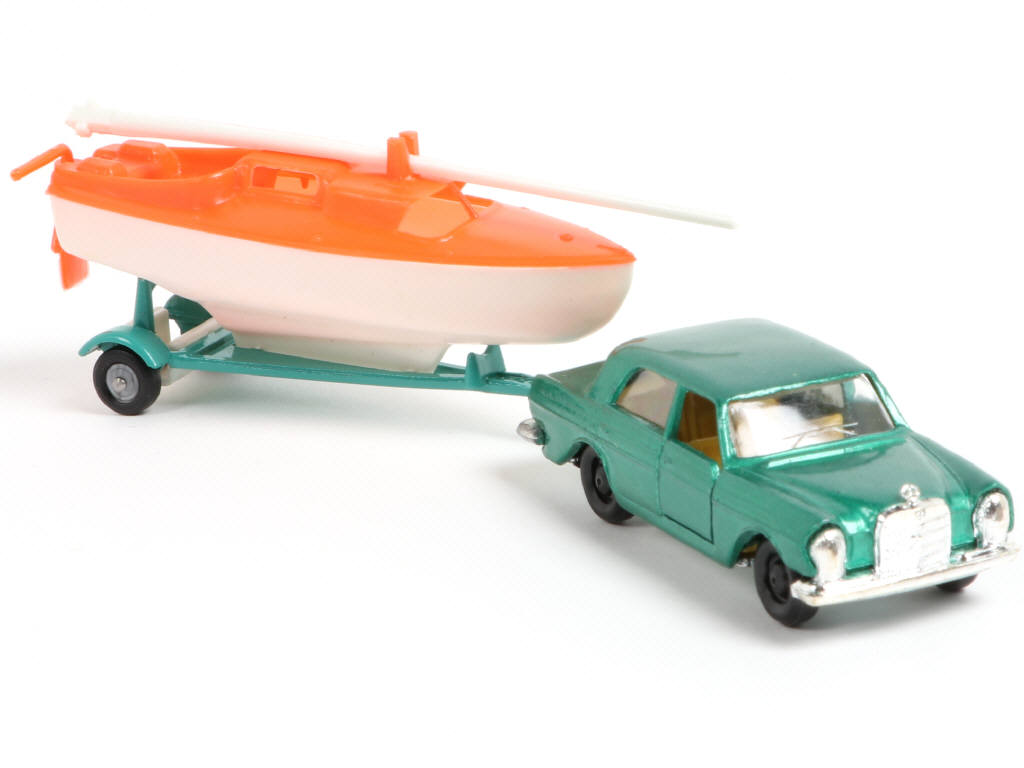 Lot 118 - MAJORETTE (FRANCE) (1)