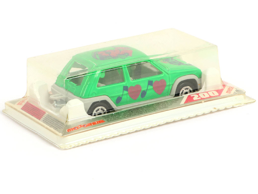 Lot 131 - MAJORETTE (FRANCE) (1)