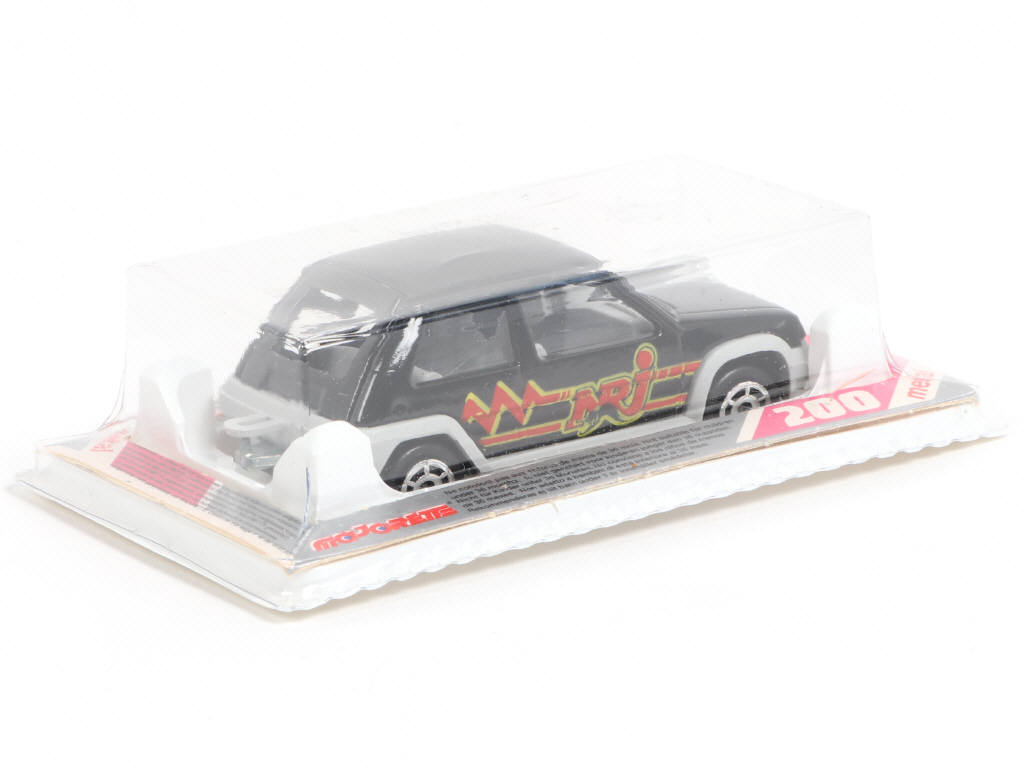 Lot 132 - MAJORETTE (FRANCE) (1)