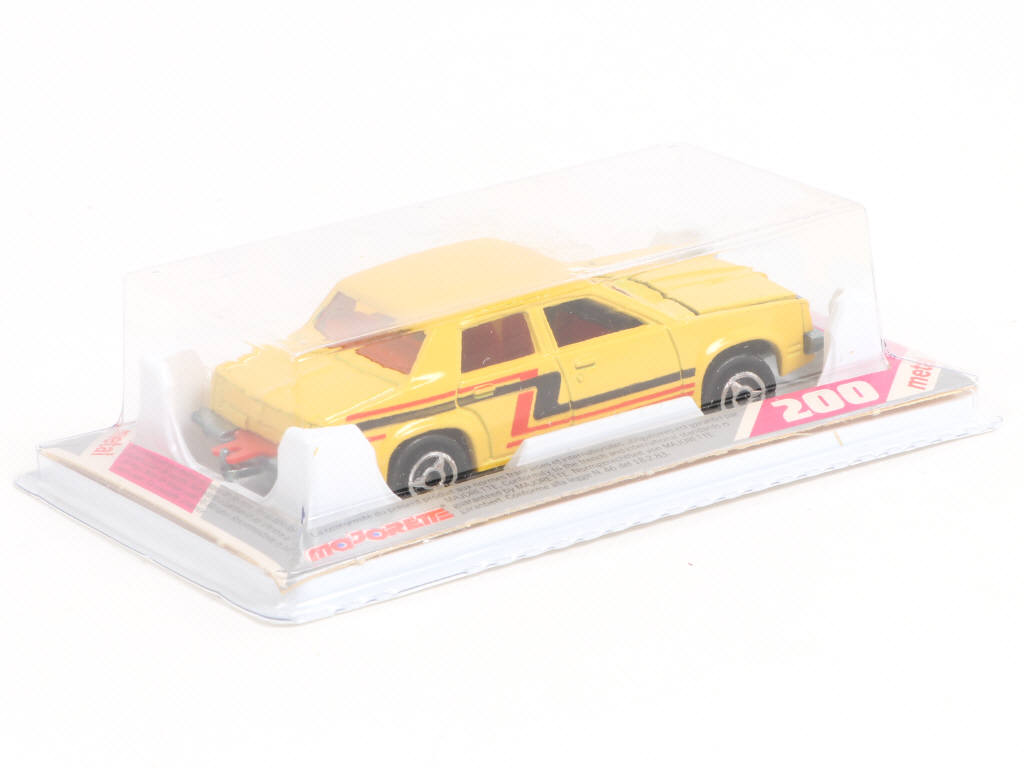 Lot 154 - MAJORETTE (FRANCE) (1)