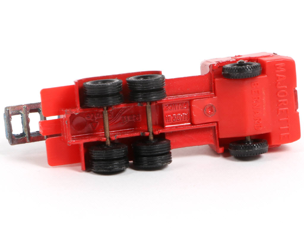 Lot 189 - MAJORETTE (FRANCE) (1)