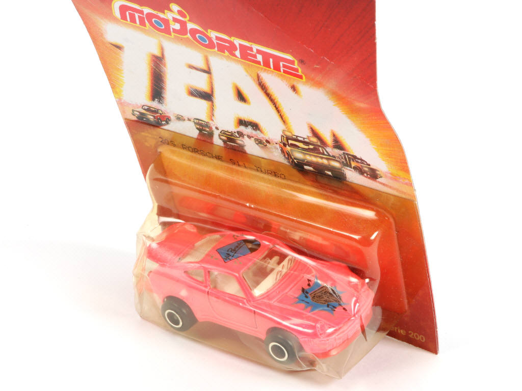 Lot 209 - MAJORETTE (FRANCE) (1)