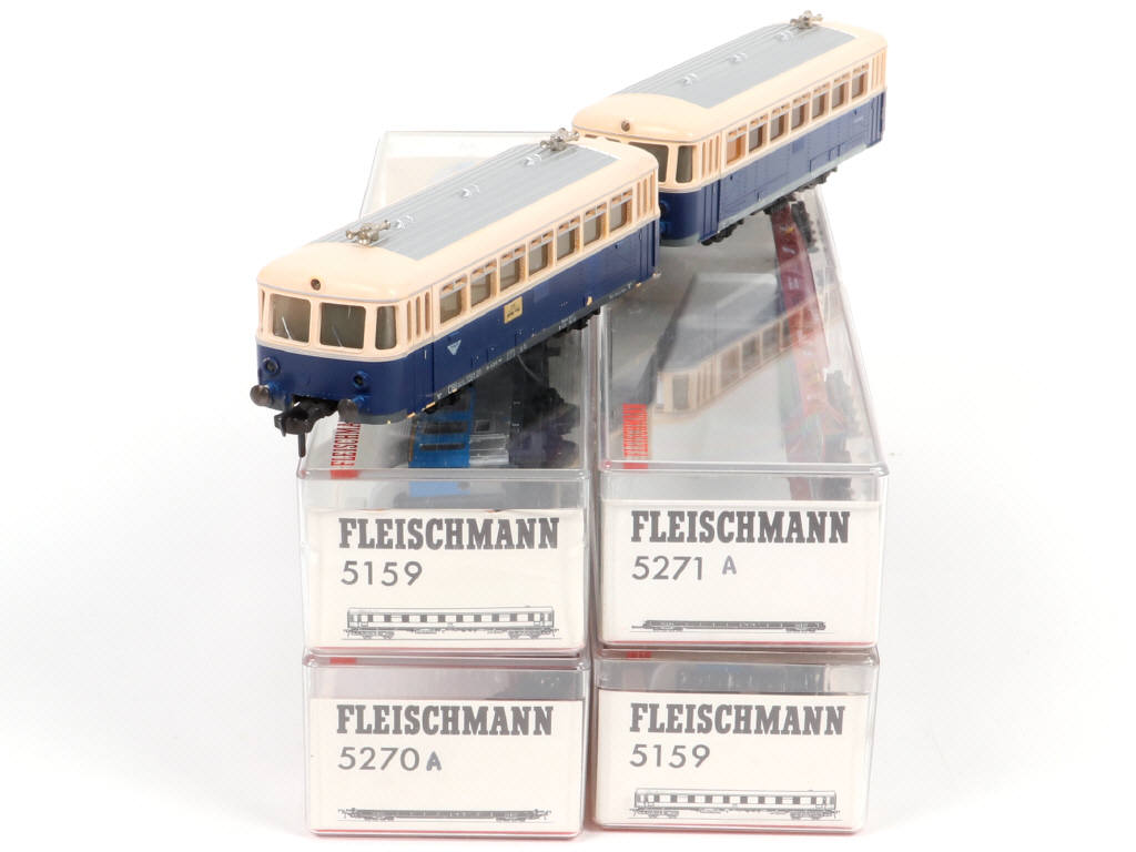 Lot 19 - FLEISCHMANN 'HO' (ALLEMAGNE) (5)