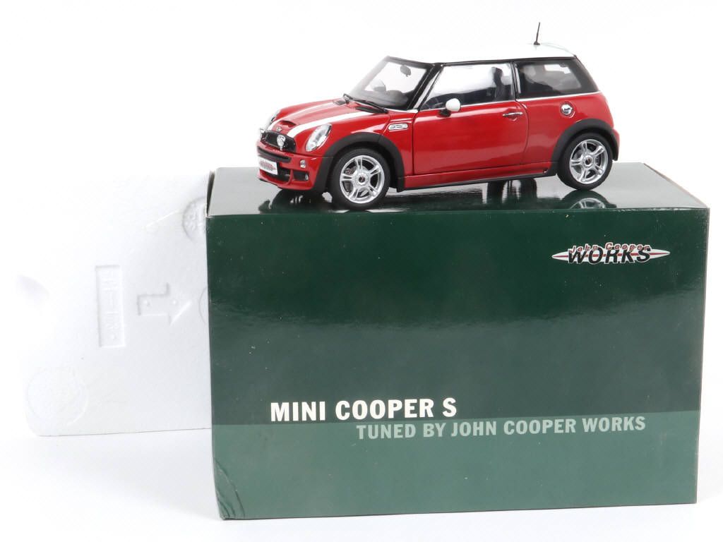 Lot 65 - KYOSHO (JAPON) (1)