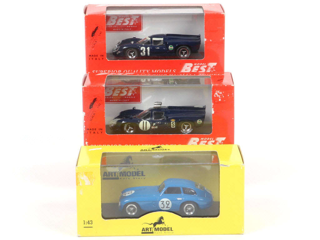 Lot 199 - BEST MODEL (ITALIE) (3)