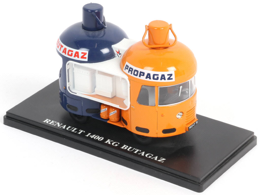 Lot 103 - DIVERS (6)