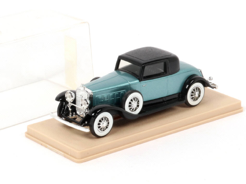 Lot 338 - ELEGANCE (FRANCE) (1)