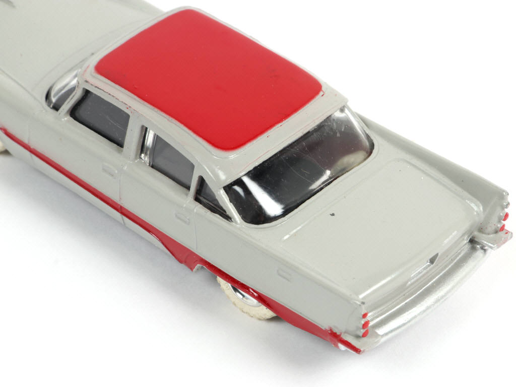 Lot 609 - DINKY TOYS (GB) (1)