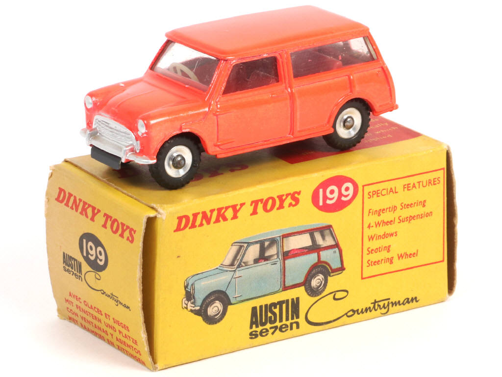 Lot 625 - DINKY TOYS (GB) (1)