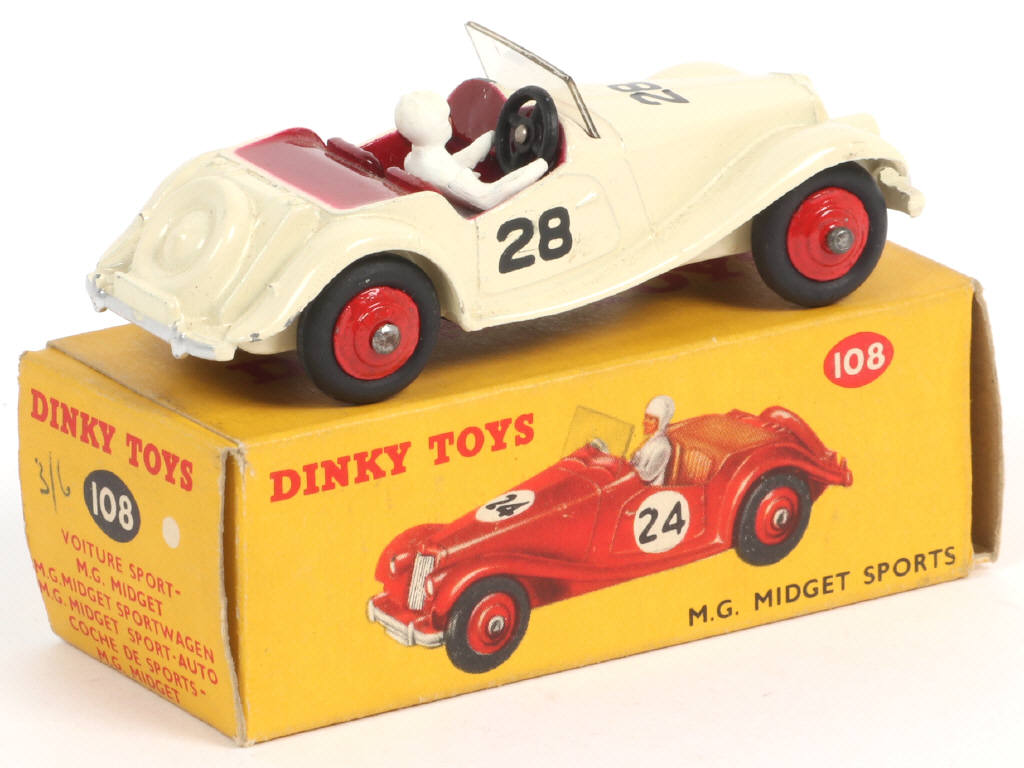 Lot 575 - DINKY TOYS (GB) (1)