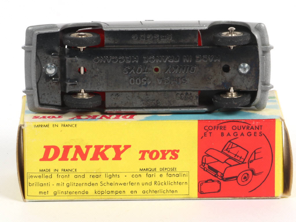 Lot 475 - DINKY TOYS (FRANCE) (1)