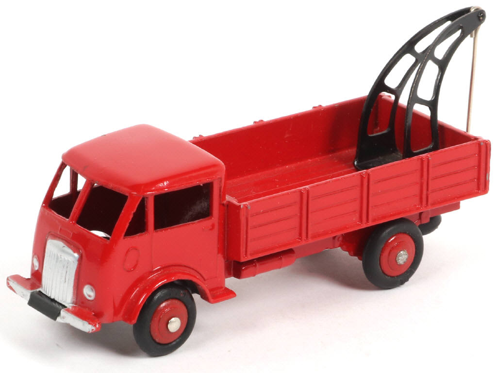 Lot 512 - DINKY TOYS (FRANCE) (1)