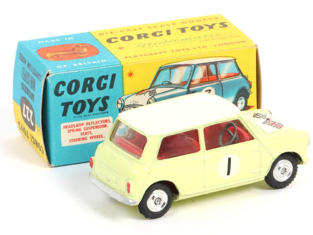 Lot 195 - CORGI TOYS (GB) (1)