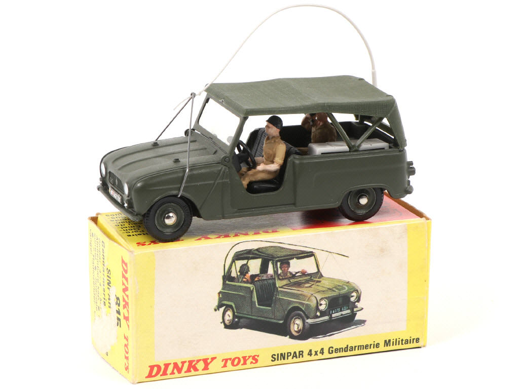 Lot 543 - DINKY TOYS (FRANCE) (1)