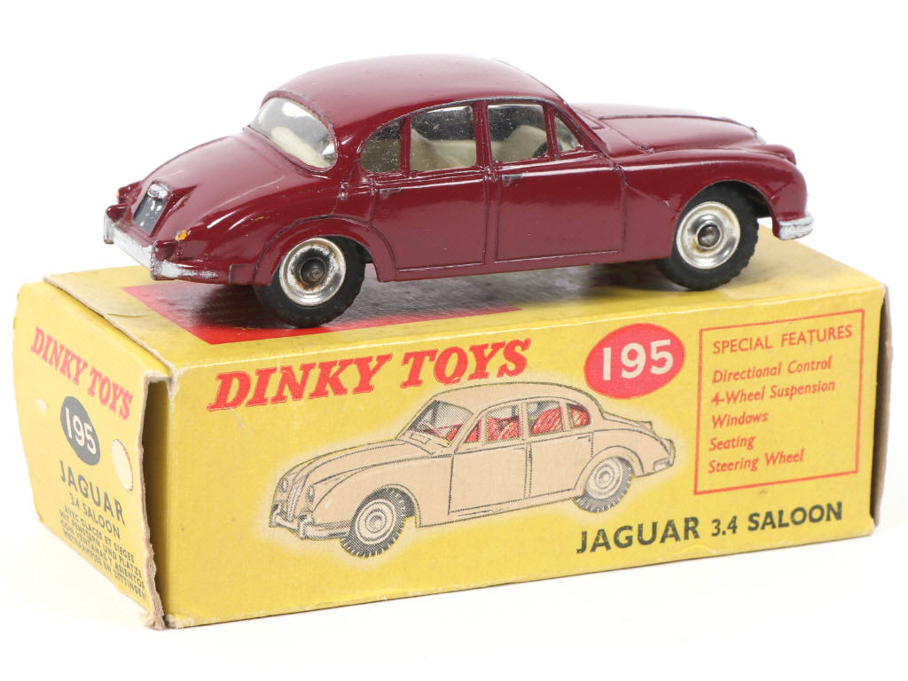 Lot 612 - DINKY TOYS (GB) (1)