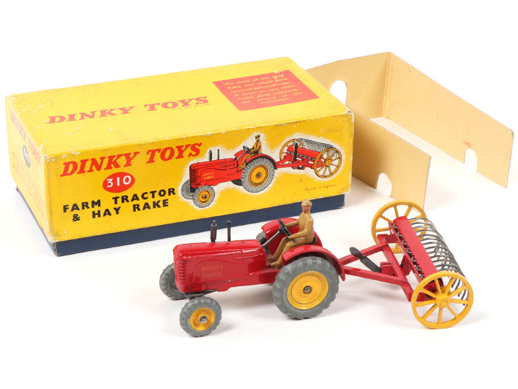 Lot 651 - DINKY TOYS (GB) (1)
