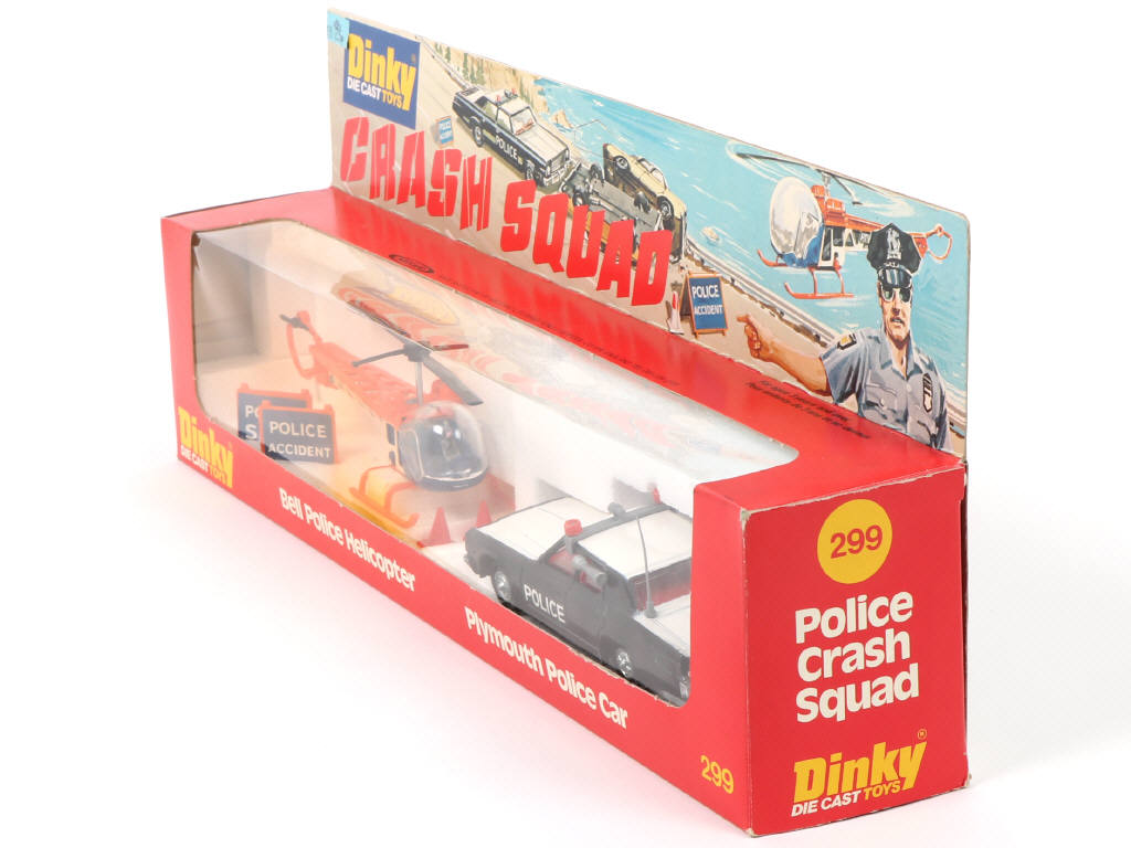 Lot 650 - DINKY TOYS (GB) (1)