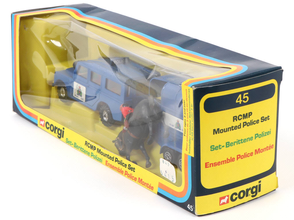 Lot 207 - CORGI TOYS (GB) (1)