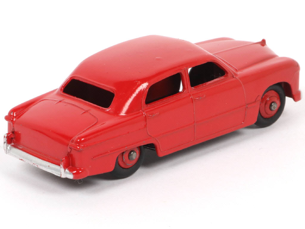 Lot 561 - DINKY TOYS (GB) (1)