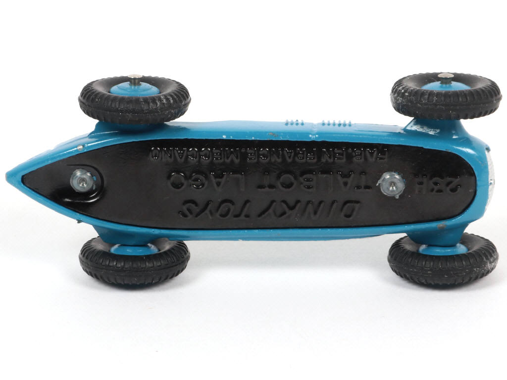 Lot 370 - DINKY TOYS (FRANCE) (1)