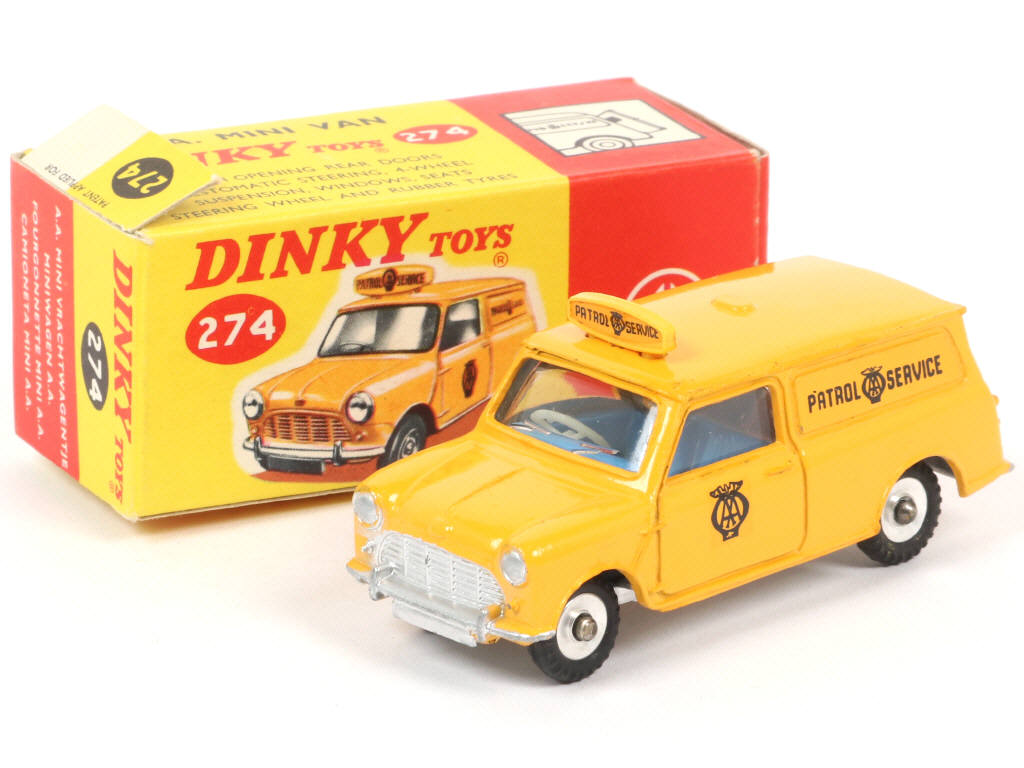 Lot 629 - DINKY TOYS (GB) (1)