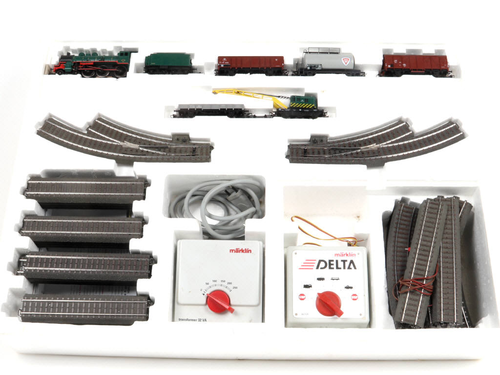 Lot 64 - MÄRKLIN 'HO' (ALLEMAGNE) (1)