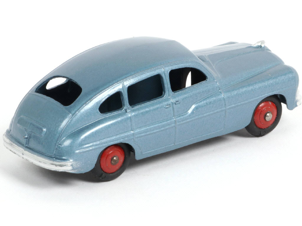 Lot 250 - DINKY TOYS (FRANCE) (1)