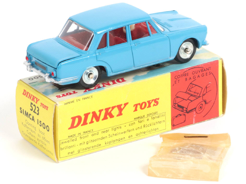 Lot 326 - DINKY TOYS (FRANCE) (1)