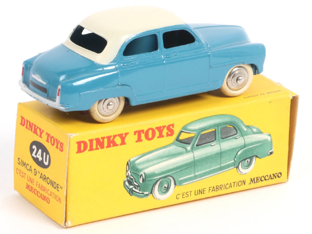 Lot 272 - DINKY TOYS (FRANCE) (1)