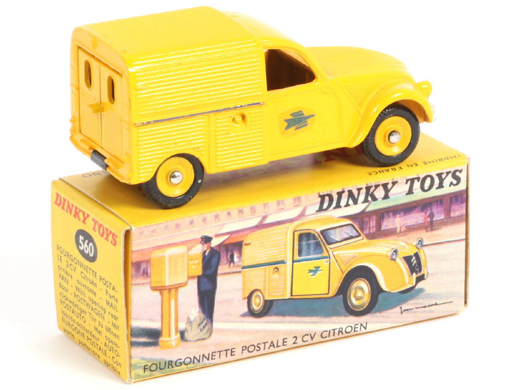 Lot 304 - DINKY TOYS (FRANCE) (1)
