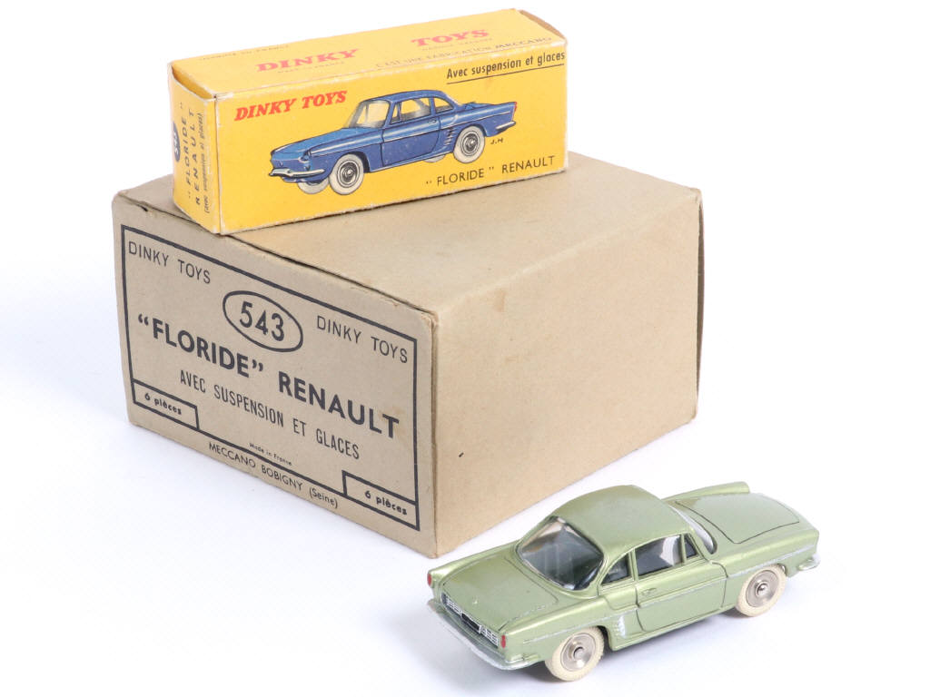 Lot 316 - DINKY TOYS (FRANCE) (2)