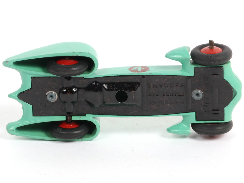 Lot 230 - DINKY TOYS (FRANCE) (1)