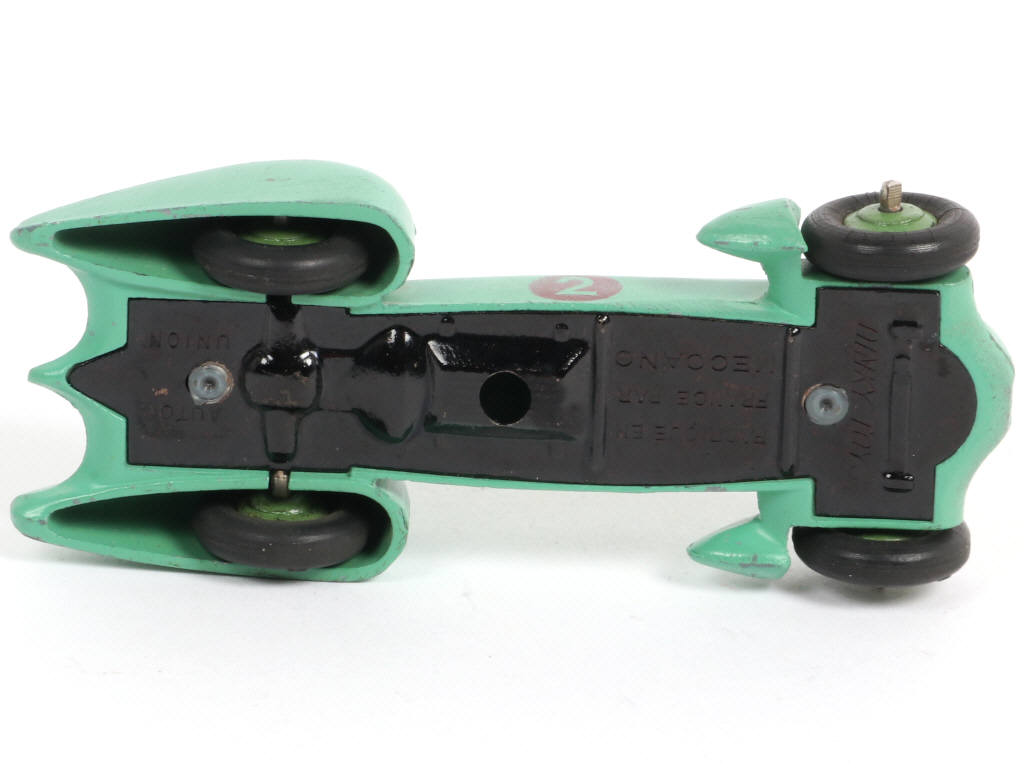 Lot 232 - DINKY TOYS (FRANCE) (1)