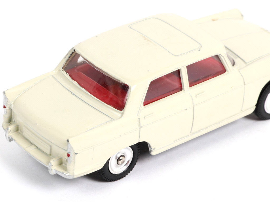 Lot 217 - DINKY TOYS (FRANCE) Série HARRIS (1)