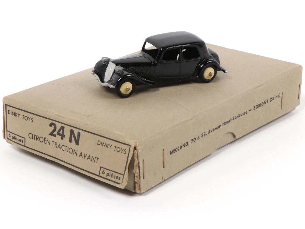 Lot 246 - DINKY TOYS (FRANCE) (2)