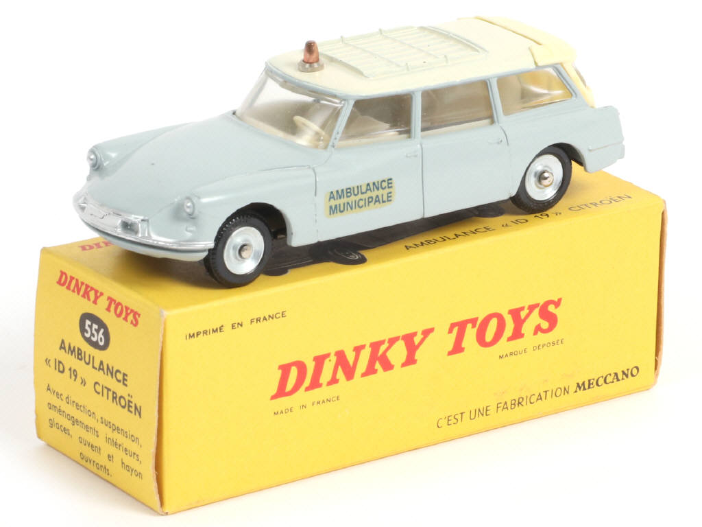 Lot 296 - DINKY TOYS (FRANCE) (1)