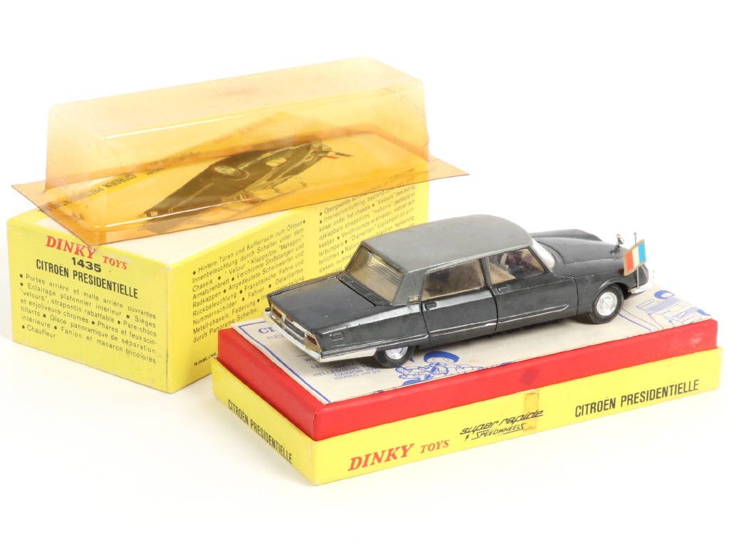 Lot 300 - DINKY TOYS (FRANCE) (1)