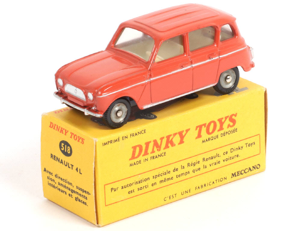 Lot 319 - DINKY TOYS (FRANCE) (1)