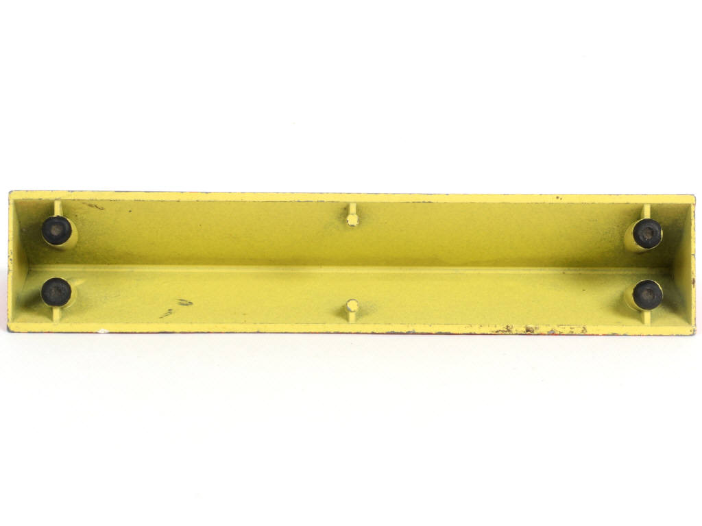 Lot 213 - DINKY TOYS (FRANCE) (1)