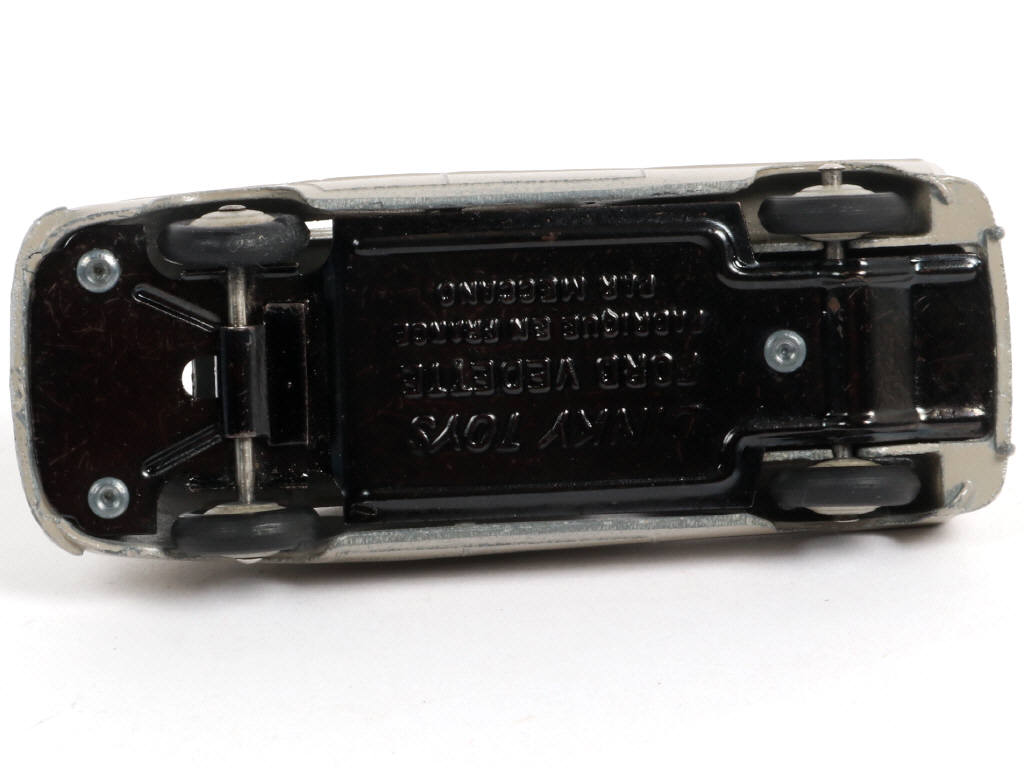 Lot 254 - DINKY TOYS (FRANCE) (1)