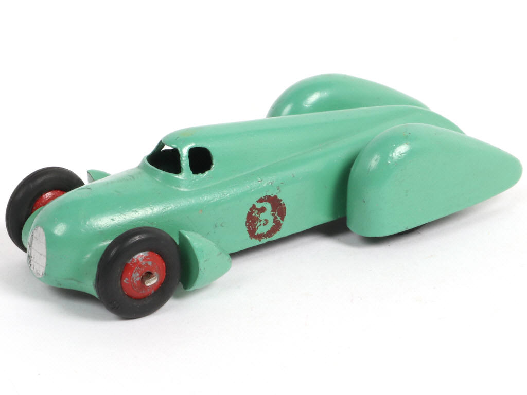 Lot 229 - DINKY TOYS (FRANCE) (1)