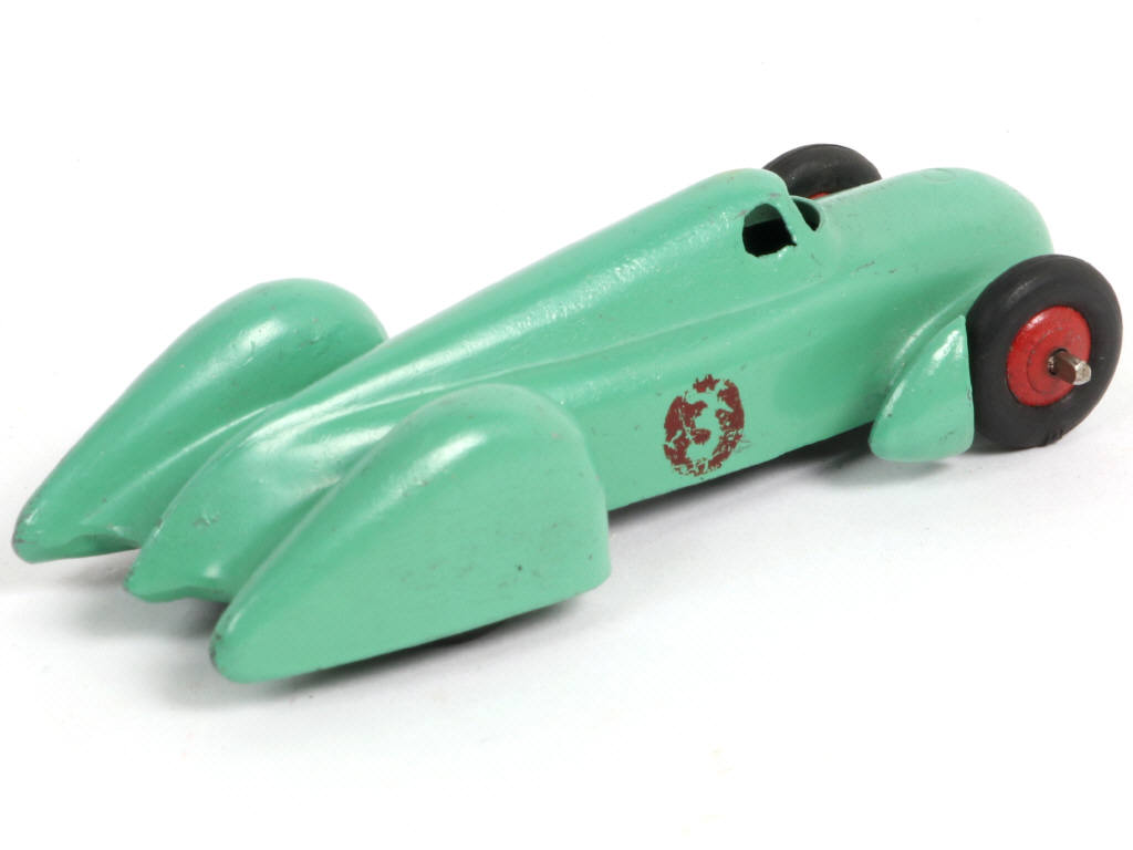 Lot 229 - DINKY TOYS (FRANCE) (1)