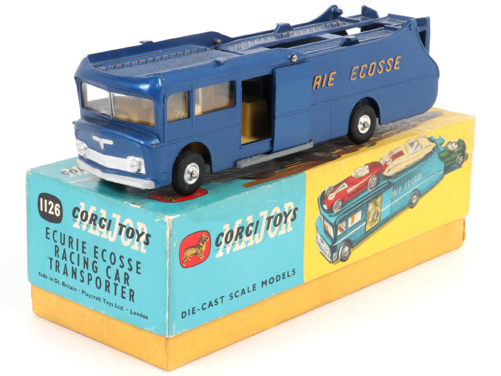 Lot 212 - CORGI TOYS (GB) (1)