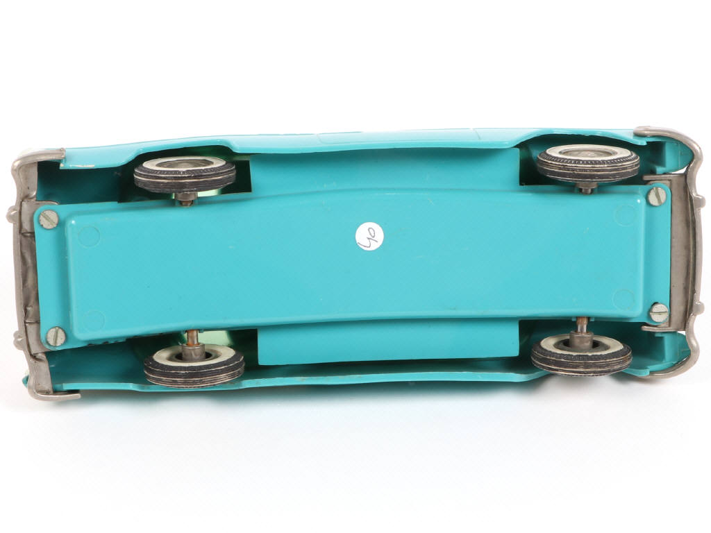 Lot 32 - DIVERS (1)